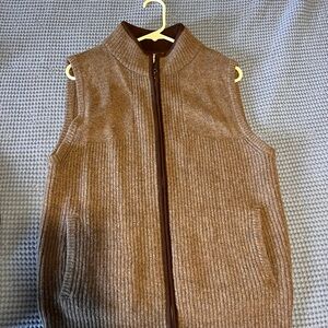 LL bean mens waterfowl sweater vest